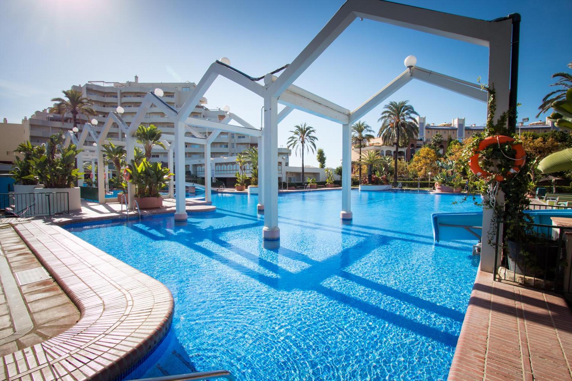 Holidays2Benal Beach Terraza Solarium بينالماذينا المظهر الخارجي الصورة